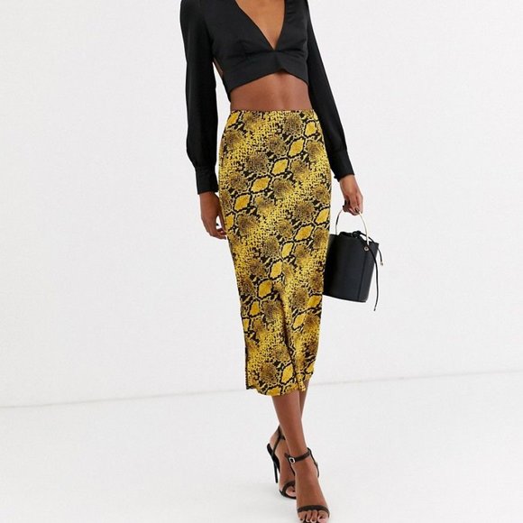 AX Paris Dresses & Skirts - NWT AX Paris A-line midi skirt in snake